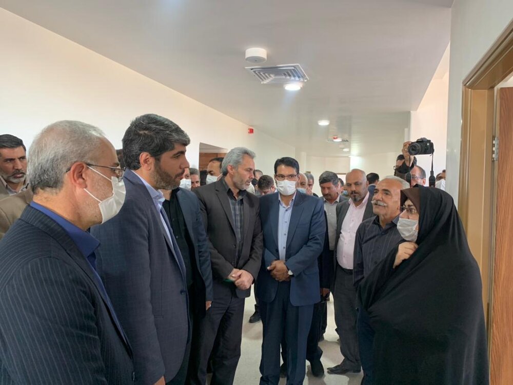 افتتاح همزمان دبستان دخترانه خیرساز ۶ کلاسه و ۶۴ طرح آموزشی دیگر در کرمان