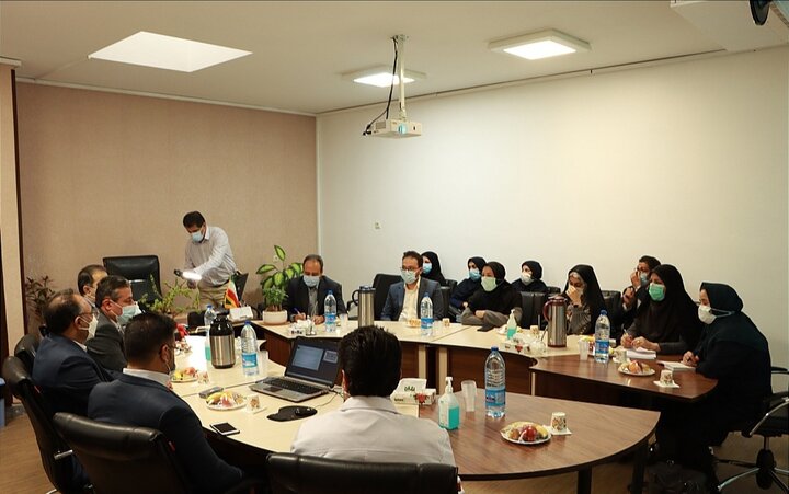 برگزاری نشست هم اندیشی معاون پرستاری وزیر بهداشت با مسئولین بیمارستان افضلی کرمان