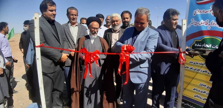 افتتاح و بهره برداری از طرح های عمرانی و زیربنایی در بخش گلستان سیرجان