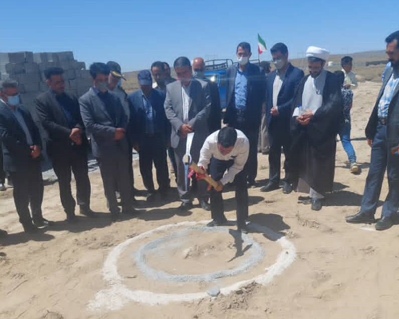 افتتاح و کلنگ زنی دو واحد پرورش مرغ گوشتی در شهرستان بافت