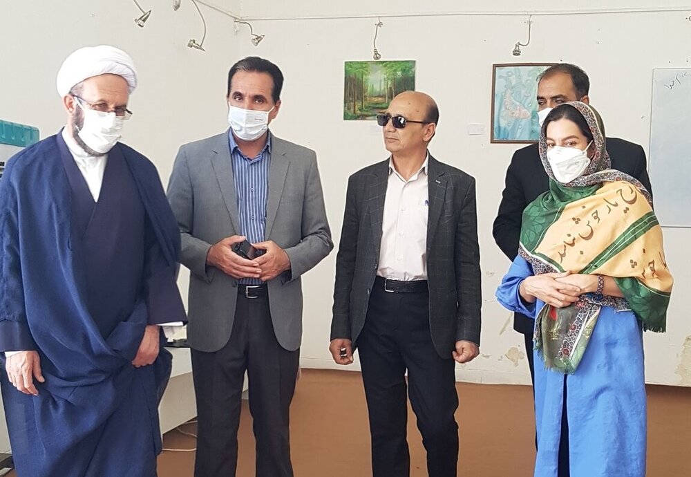 برپایی نمایشگاه آثار نقاشی رنگ و روغن در بردسیر 