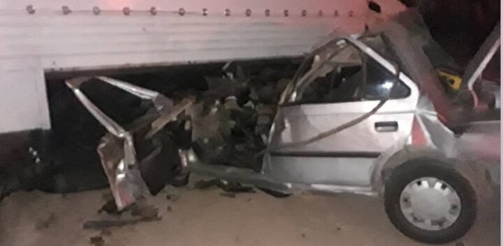 دو فوتی در حادثه برخورد خودرو پژو با کامیونت در کرمان