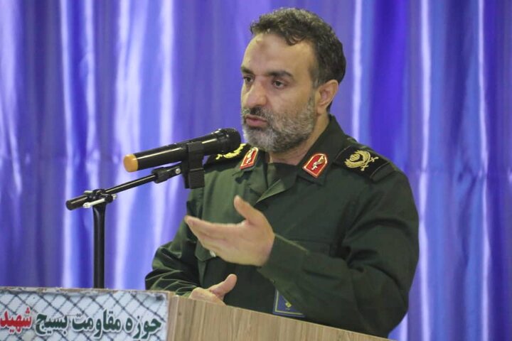 رئیس سازمان بسیج سازندگی: مدل انقلاب اسلامی مدیر خدمتگزار در بین مردم است