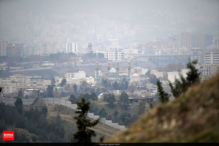 کیفیت هوای تهران در مرز آلودگی