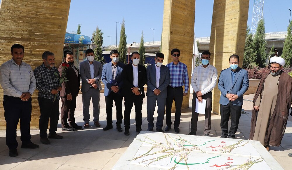 بازدید کارکنان دانشگاه علوم پزشکی شیراز از موزه آثار دفاع مقدس