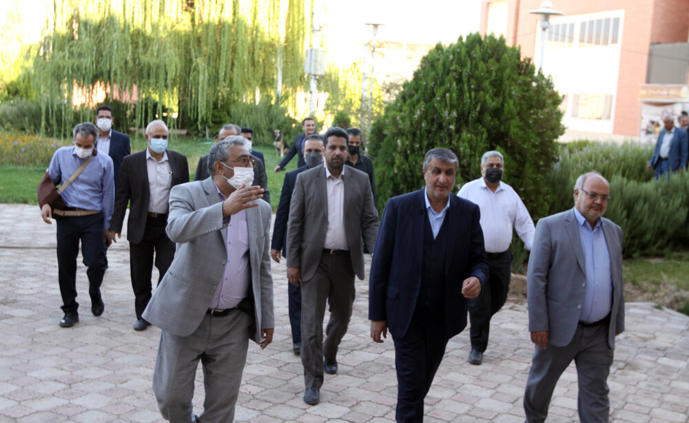 تکمیل و تجهیز مراکز تحقیقاتی دانشگاه تحصیلات تکمیلی کرمان توسط سازمان انرژی اتمی