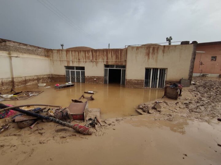 بازسازی واحدهای مسکونی تخریب شده از سیلاب در روستای کوثرریز رفسنجان