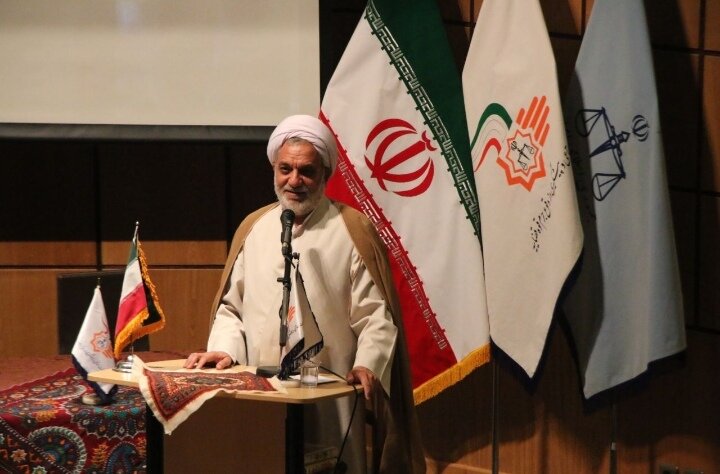 تدوین پیوست فرهنگی در برنامه های مجموعه های تاریخی استان کرمان 