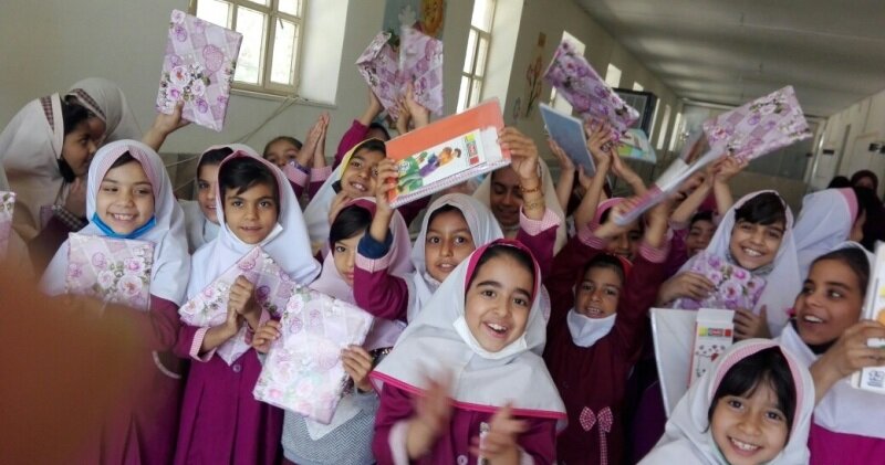 توزیع صبحانه تخم مرغ در مدارس شهر کرمان