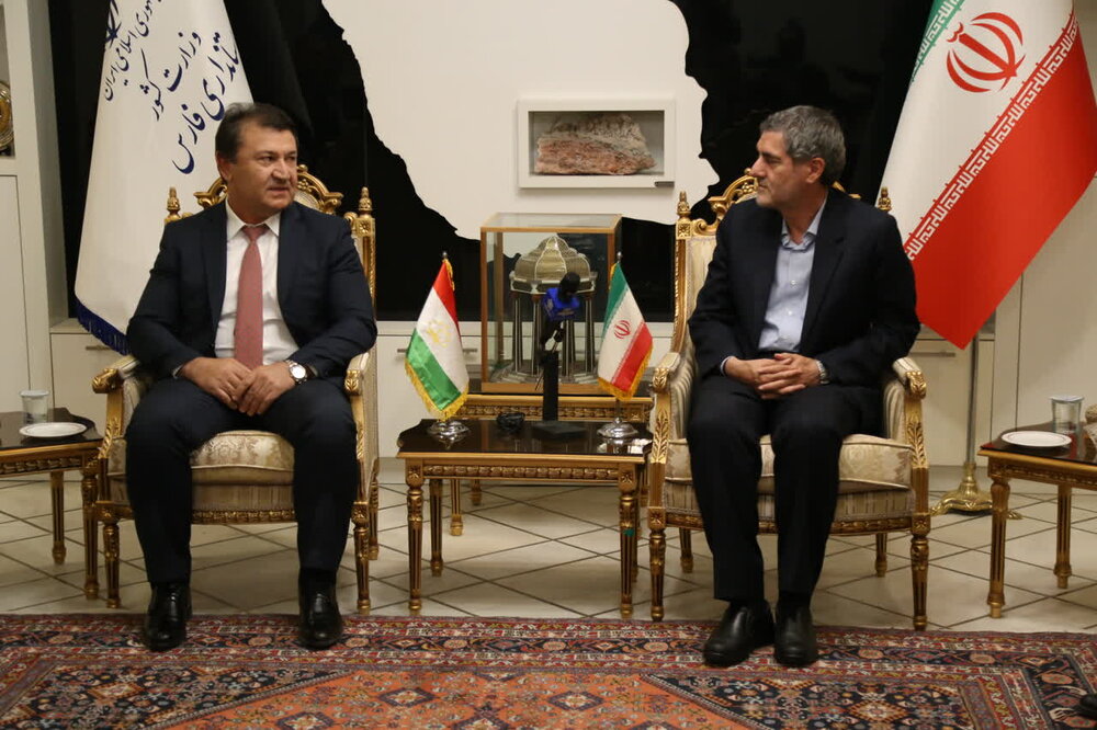 سفر وزیر تندرستی تاجیکستان به شیراز 