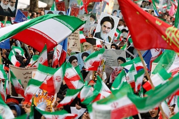 برپایی پردیس فرهنگی دارالشهدای تهران به مناسبت یوم الله ۱۳آبان