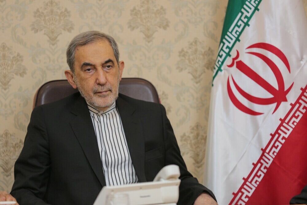 ولایتی: مرحوم اختری شخصیتی تاثیرگذار، مبارز و منادی وحدت اسلامی بود