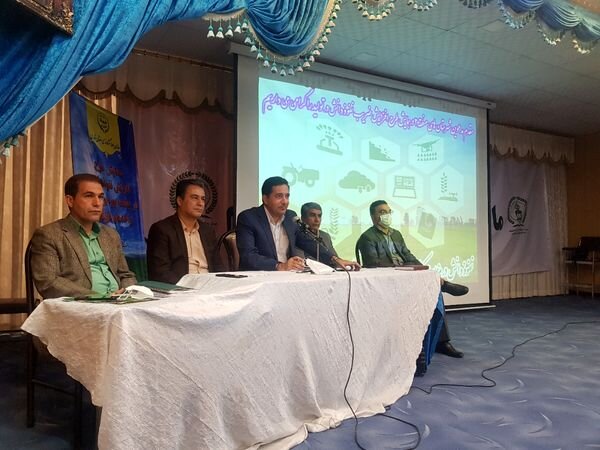 دومین نشست تخصصی کشت پائیزه در فارس برگزار شد