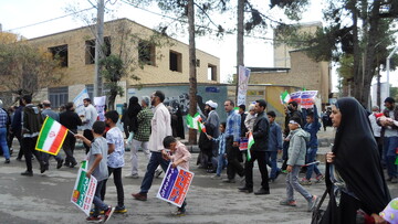 حضور پرشور سیرجانی ها در راهپیمایی 13 آبان