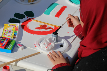 مسابقه نقاشی غنچه های هلال در ساختمان صلح