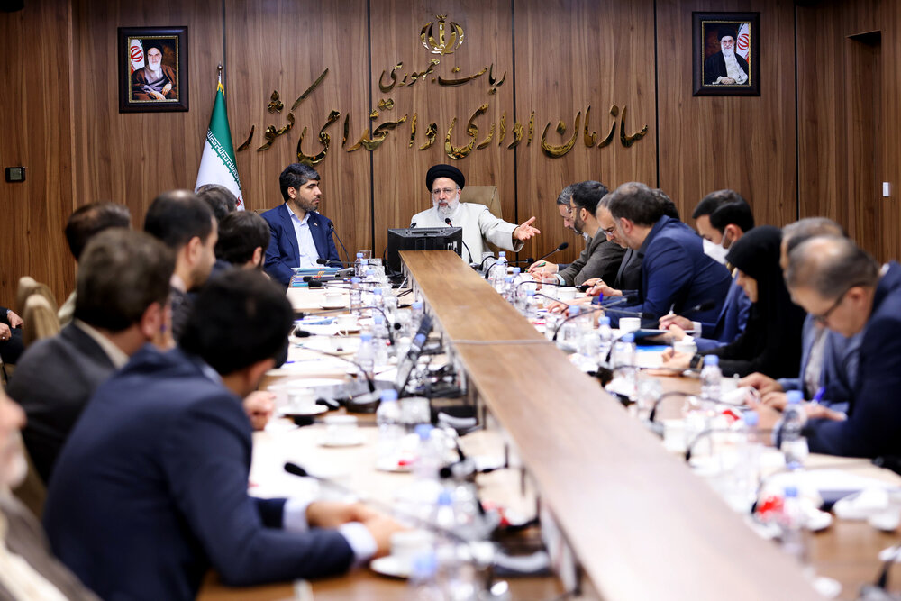 تحقق نظام اداری در تراز جمهوری اسلامی نیازمند نگاه و نگرش تحول‌گرایانه است