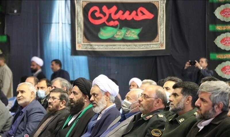 به یاد لاله های دشت کویر