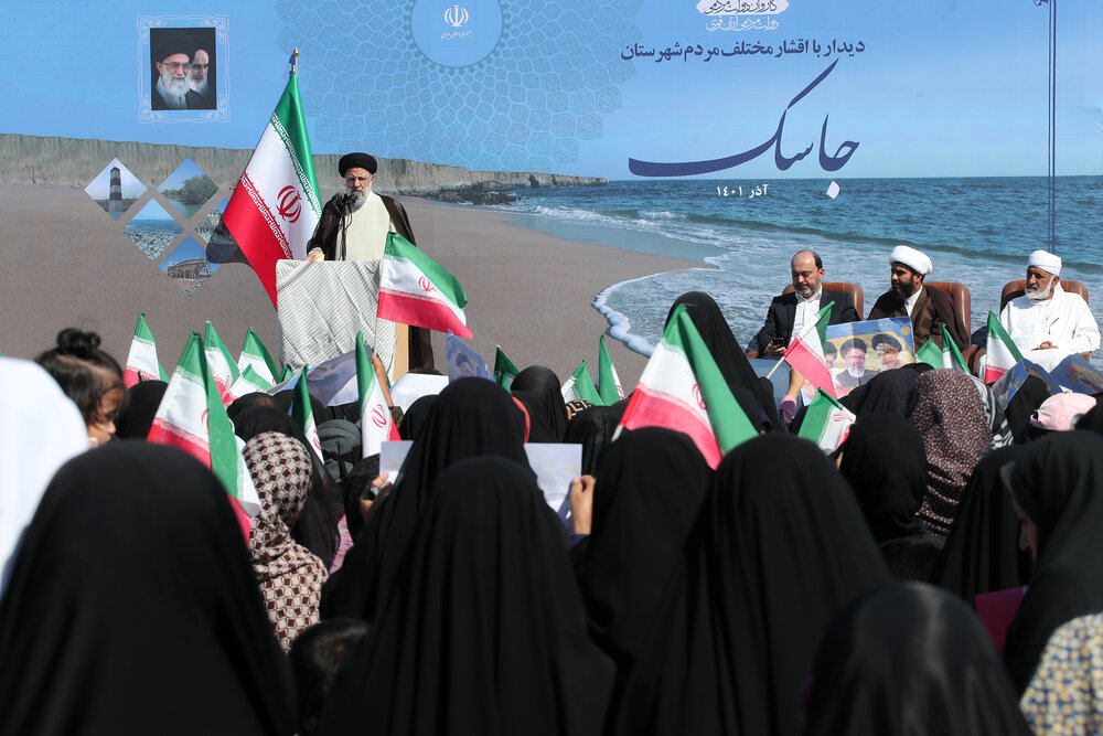 تبدیل سواحل مکران به مرکز اقتصادی و تجاری برای همه کشور از اولویت‌های دولت است
