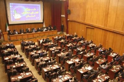 استان کرمان هنوز در حوزه فضای مجازی عقب است