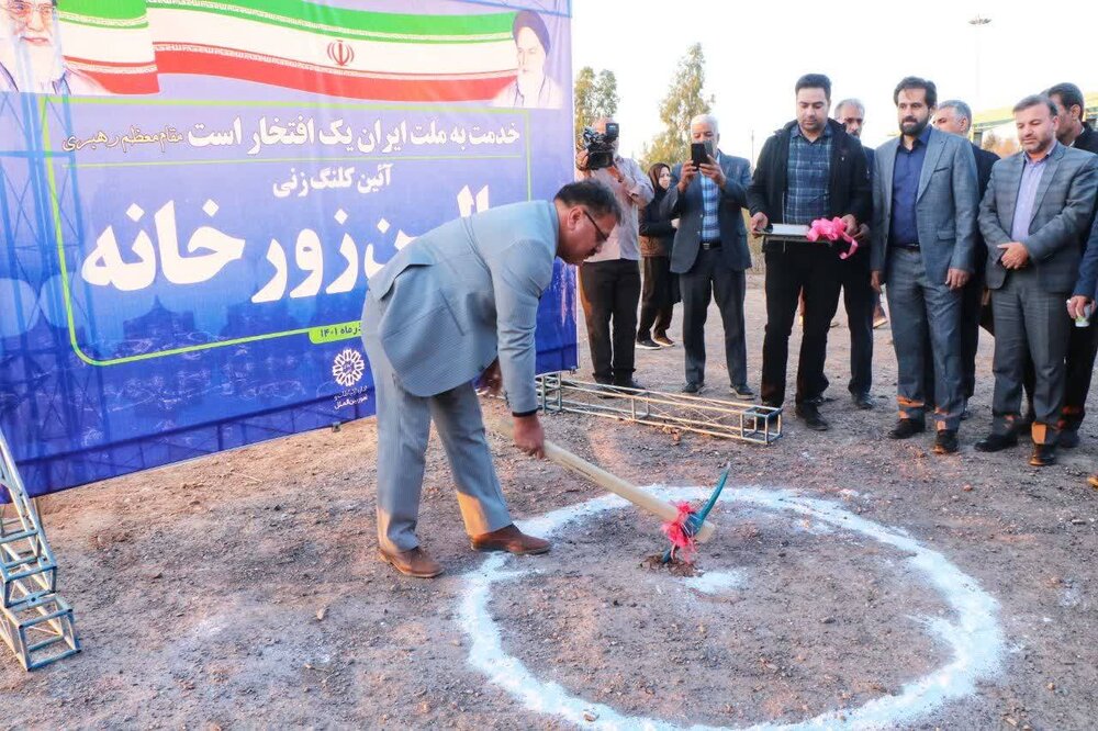 کلنگ زنی و افتتاح چندین طرح ورزشی، صنعتی و عمرانی در رفسنجان