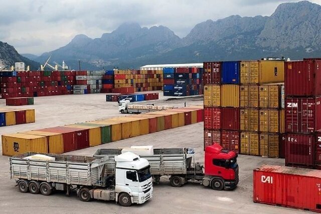 صادرات محصولات استان کرمان از گمرکات کشور دو برابر شده است