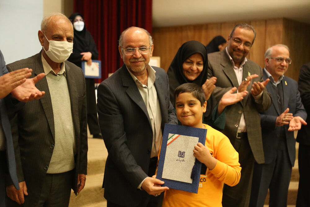 از پژوهشگران و فناوران برتر استان کرمان تجلیل شد