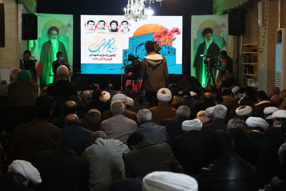 نسیم محراب در کرمان وزیدن گرفت