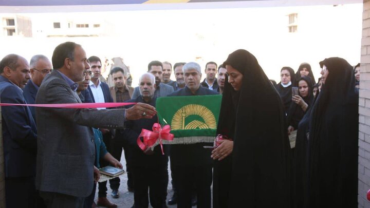 افتتاح تولیدی پوشاک ثامن الحجج به همت بانوی کارآفرین رفسنجانی