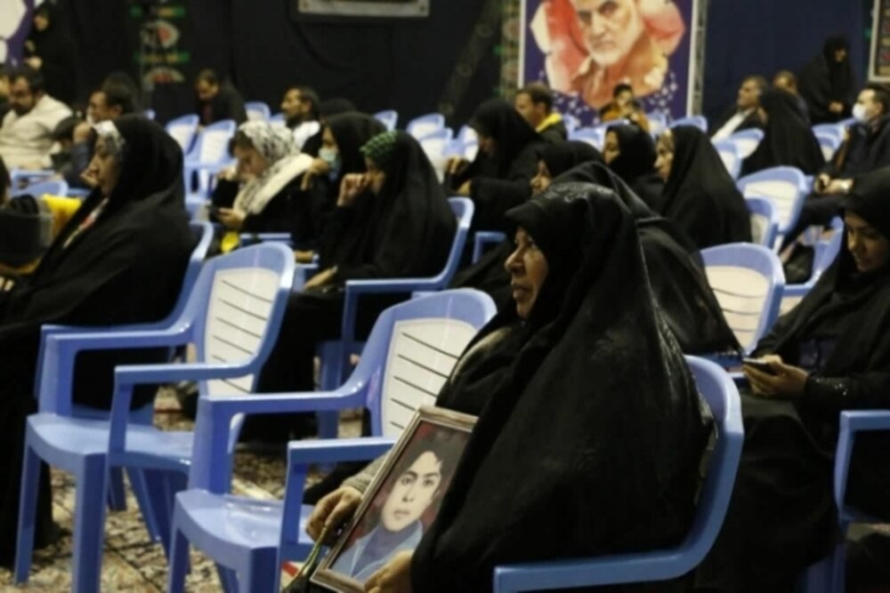 آئین رونمایی از سه کتاب حوزه کودک با موضوع شهید سلیمانی برگزار شد