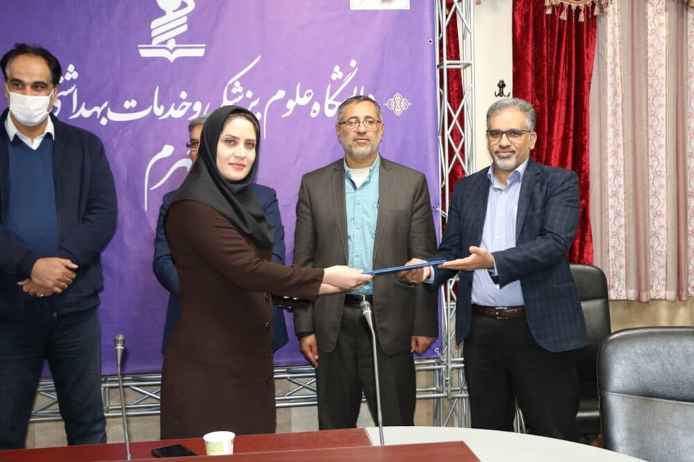 تجلیل پژوهشگران  برتر دانشگاه علوم پزشکی جهرم 