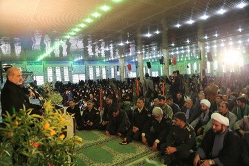 گزارش تصویری / حضور وزیر کشور در اجتماع بزرگ فاطمیون شهرستان کوار