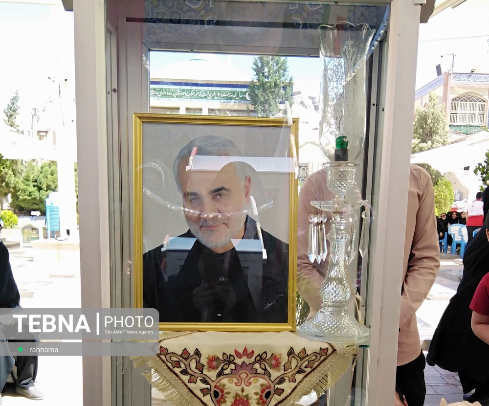 قدم زائرین سردار دلها بر چشمان مردم دیار کریمان