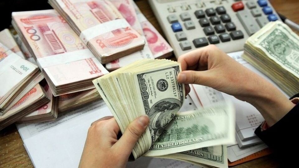  آخر هفته و وضعیت یورو و پوند 