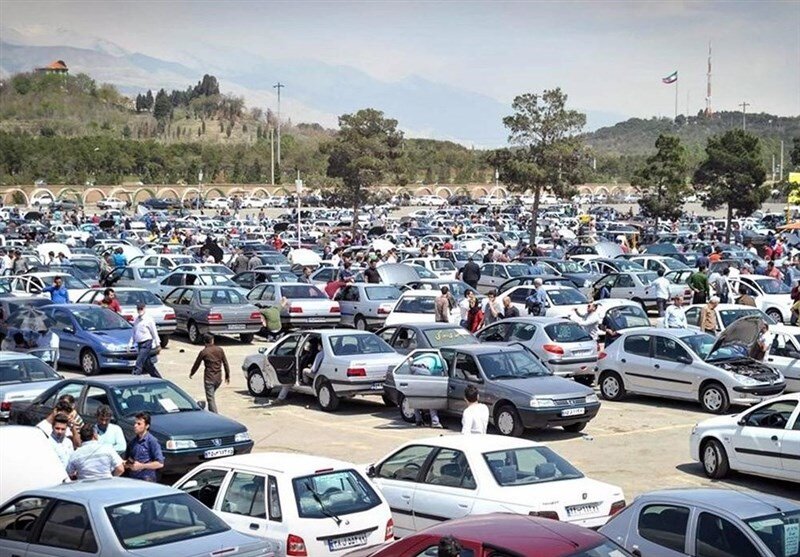 ۶۰ درصد بازار خودرو در انحصار دلالان زیر ۳۰ سال است