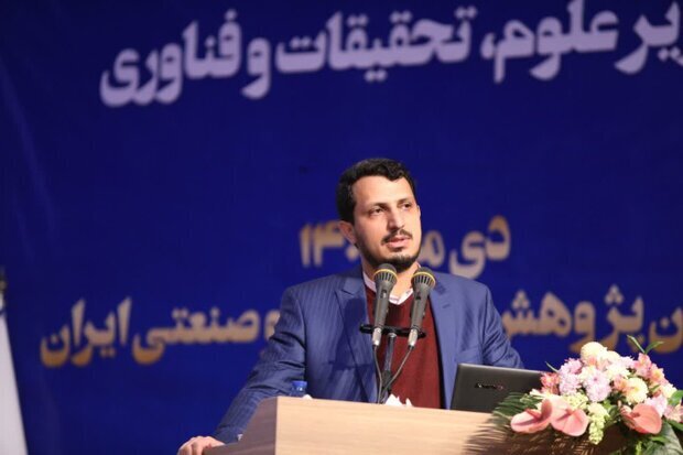 دانشگاه‌ها مکلف به صدور مدرک به صورت سند معتبر الکترونیکی هستند