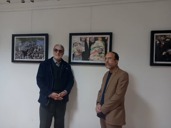 نمایشگاه عکس «ایران حرم است» افتتاح شد
