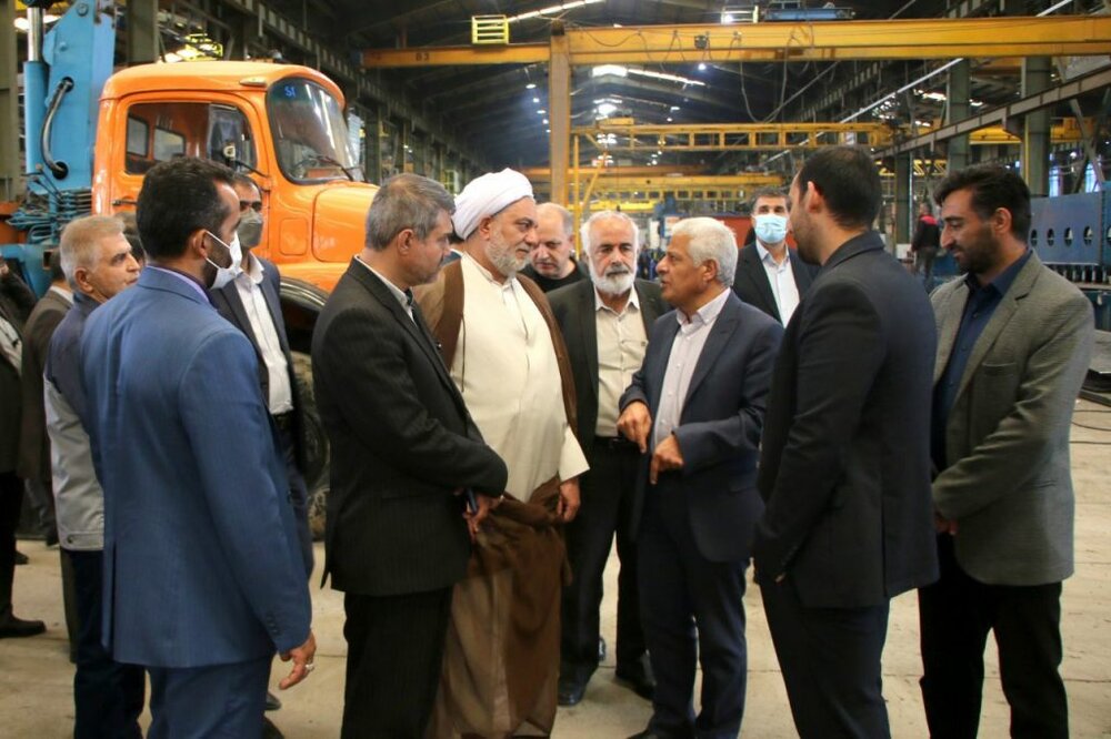 جلوگیری از بیکاری ۲۱ هزار نیروی متخصص و کارگر در استان کرمان