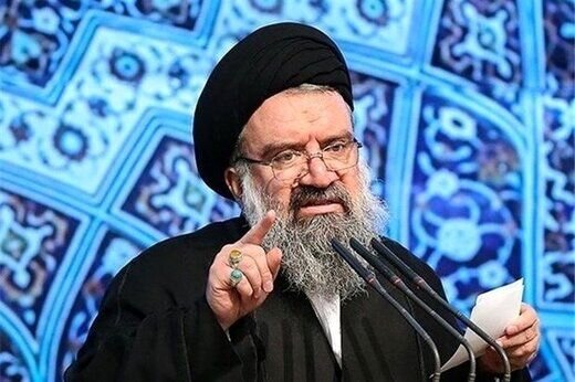 شهدا تابلو افتخار ابدی ملت ایران هستند