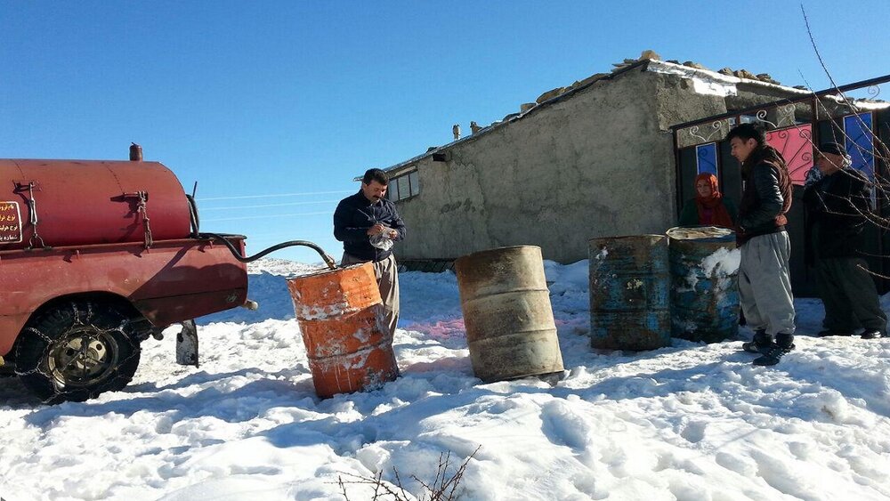  سوخت مورد نیاز ۱۰ هزار خانوار روستایی در کردستان تامین شد
