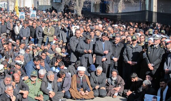 سرداری که با دستان حاج قاسم به خاک سپرده شد