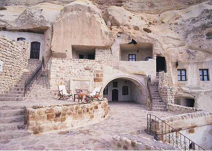 آغاز عملیات اجرایی فاز چهارم اصلاح شبکه برق روستای جهانی میمند