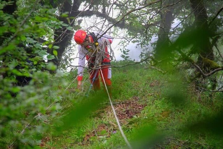 نجات ۴ فرد گمشده در ارتفاعات قلعه رودخان