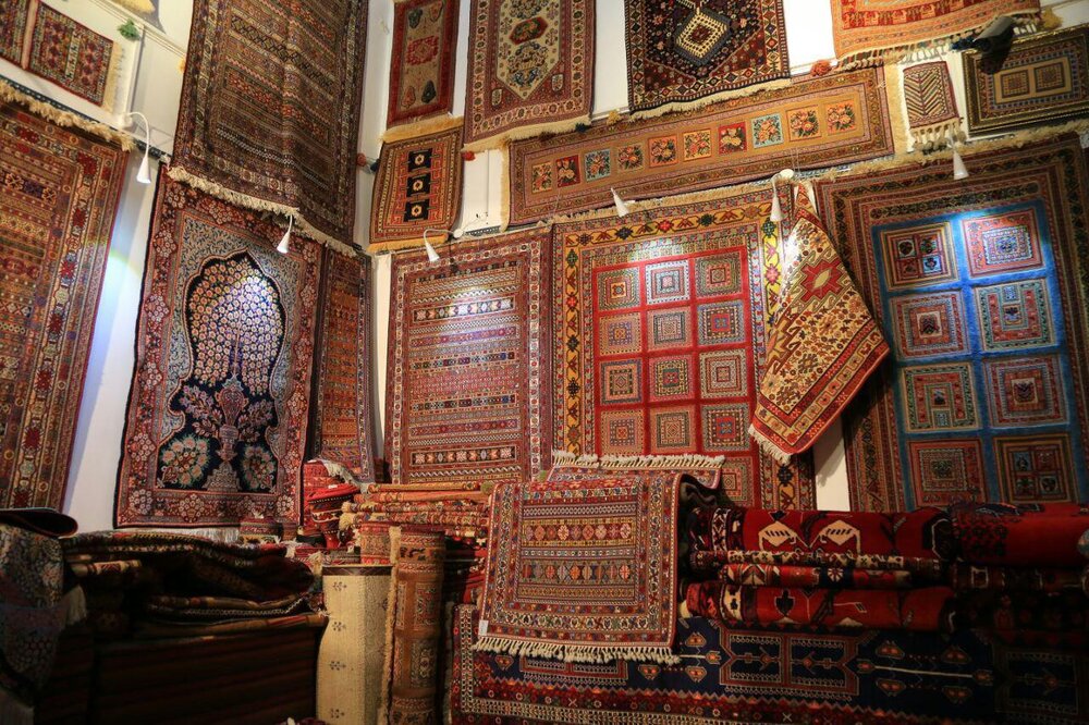 اختصاص ۱۶۶ میلیارد ریال جهت تکمیل زنجیره تولید گلیم سیرجان