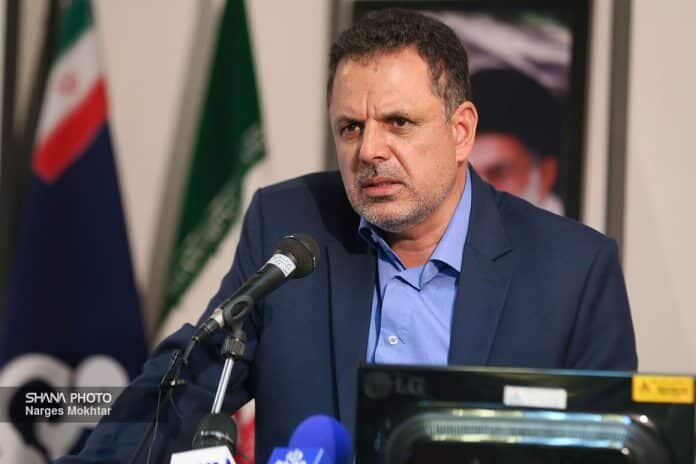 معاون وزیر نفت: باید از افشاکنندگان فساد حمایت مادی و معنوی شود