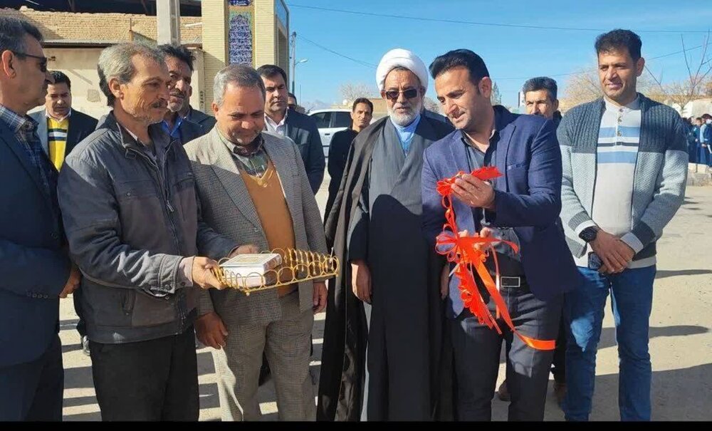 افتتاح و کلنگ زنی یک مدرسه ۱۲ کلاسه و چندین طرح روستایی در سیرجان