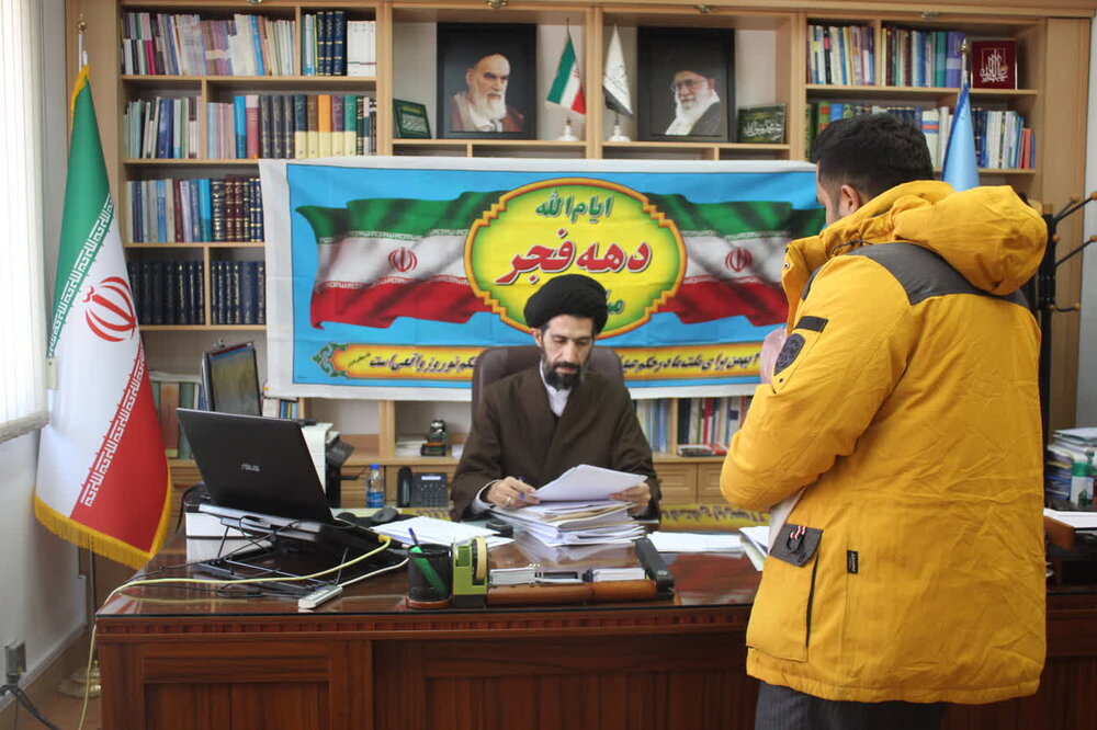 پاسخگویی به ۶۵ نفر در دیدار چهره به چهره رئیس کل دادگستری استان کردستان  با مردم