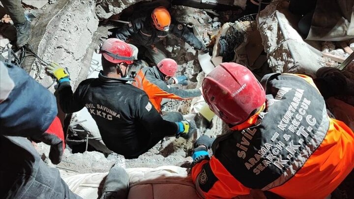 زلزله در ترکیه؛ پیرزن 73 ساله پس از 86 ساعت از زیر آوار نجات یافت