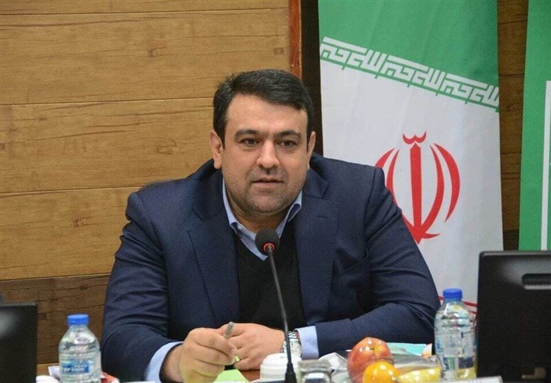 سرپرست بانک ملی از خدمات بانکی و ارزی فرودگاه امام(ره) بازدید کرد