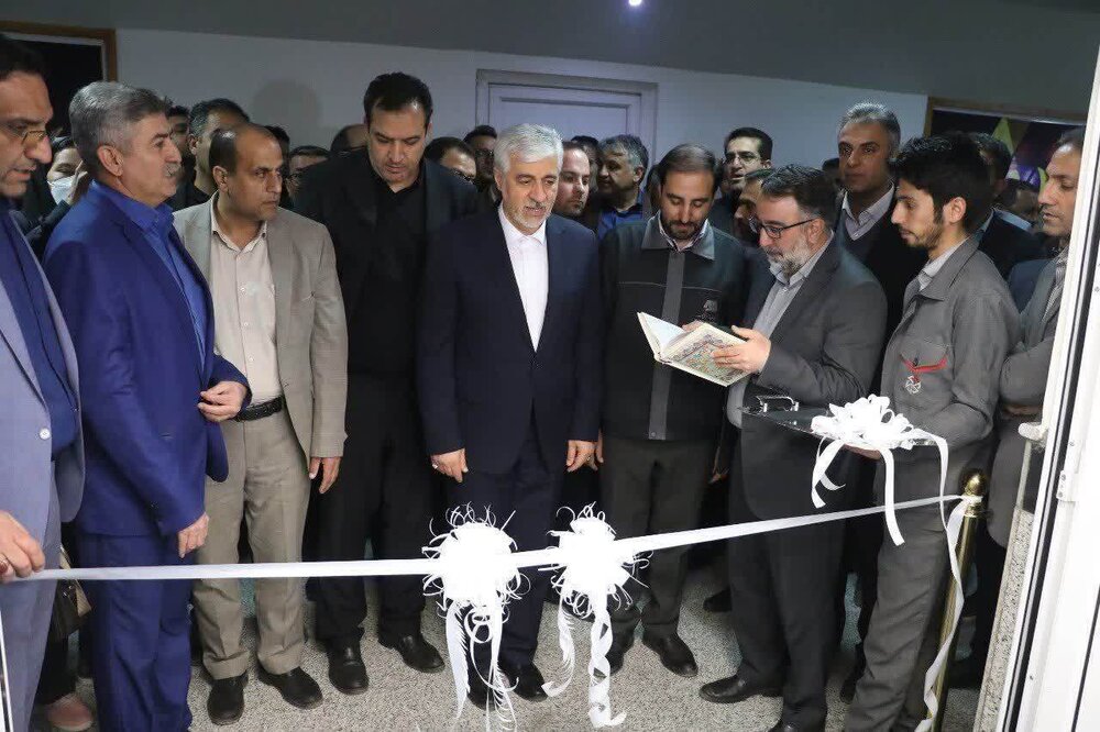 رهاوردهای سفر وزیر ورزش و جوانان به سیرجان/ از افتتاح طرح های ورزشی و اشتغالزایی تا قول مساعد جهت چاپ انبوه کتاب نویسنده سیرجانی