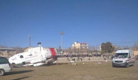 در اثر سانحه سقوط بالگرد وزیر ورزش یک نفر فوت و ۱۶ نفر مصدوم شدند